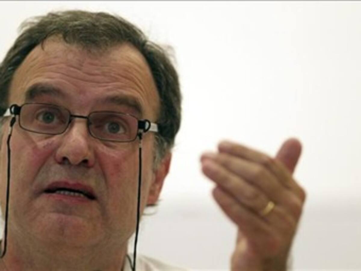 Jorge Segovia gana presidencia de fútbol chileno y marca fin de la Era Bielsa