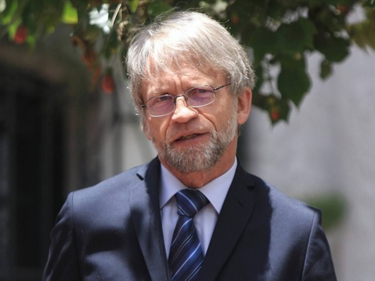 Denunciarán penalmente a magistrados del CNE por decisión en caso Mockus