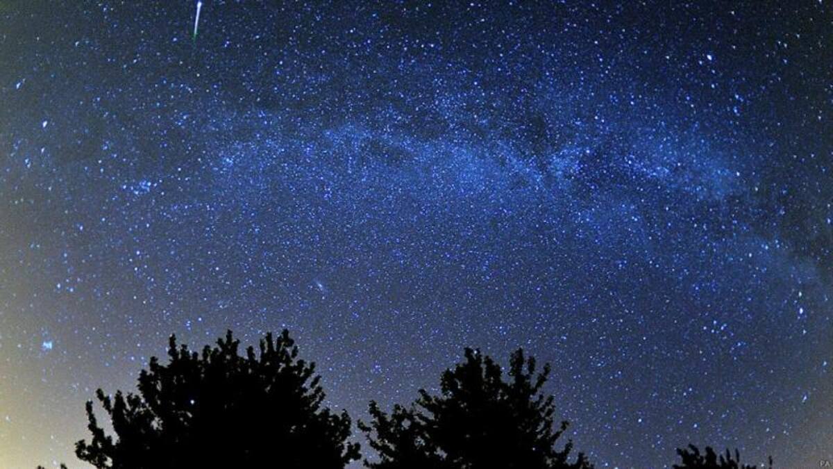 Esta lluvia de estrellas fue apreciada también en Reino Unido, en el Cotswold Water Park cerca de Cirencester, en el condado de Gloucestershire. Las mejores imágenes de las Perseidas fueron capturadas en la noche del lunes y la madrugada de este martes.