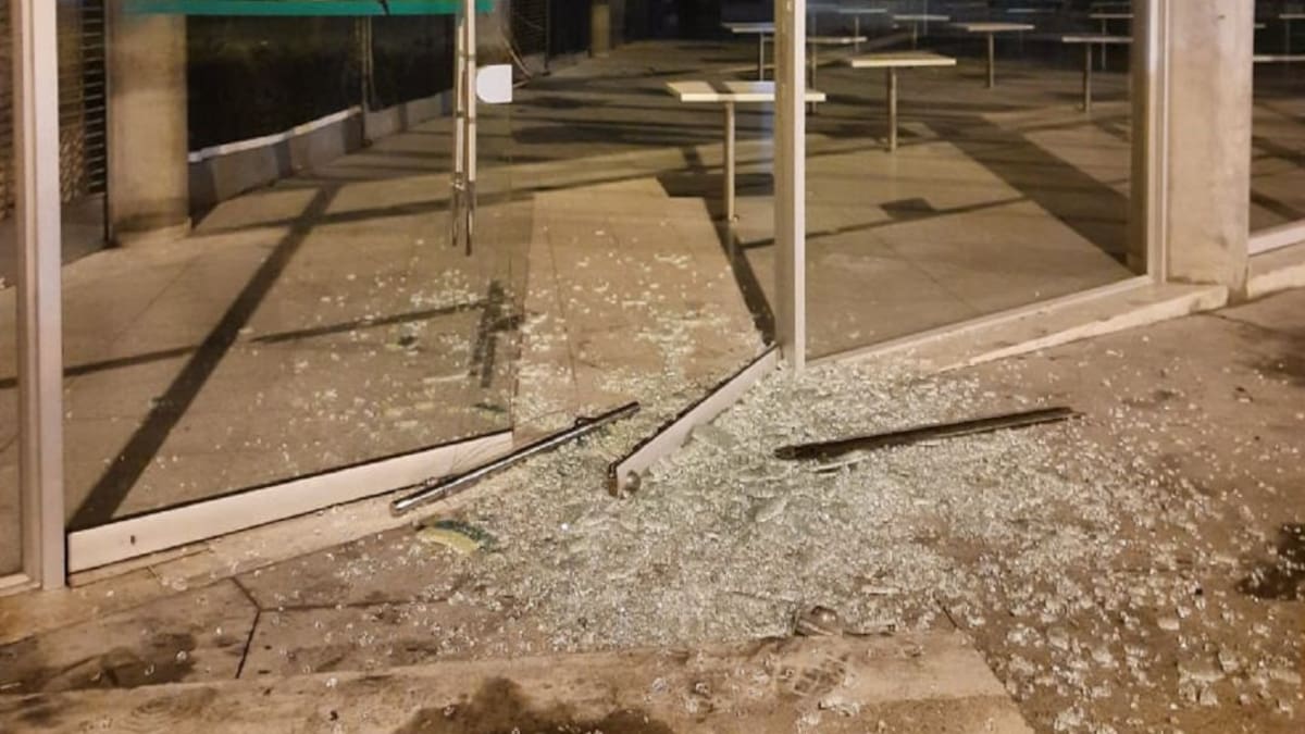 Destrozos en la Terminal de Transporte tras las marchas en Manizales