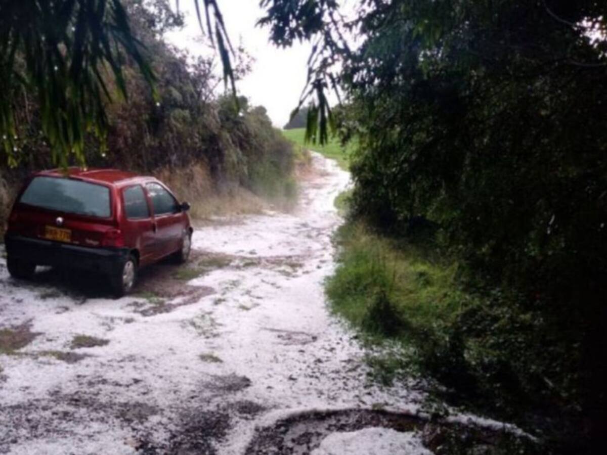 Conozca cuales son las 10 vías afectadas por las lluvias en Cundinamarca