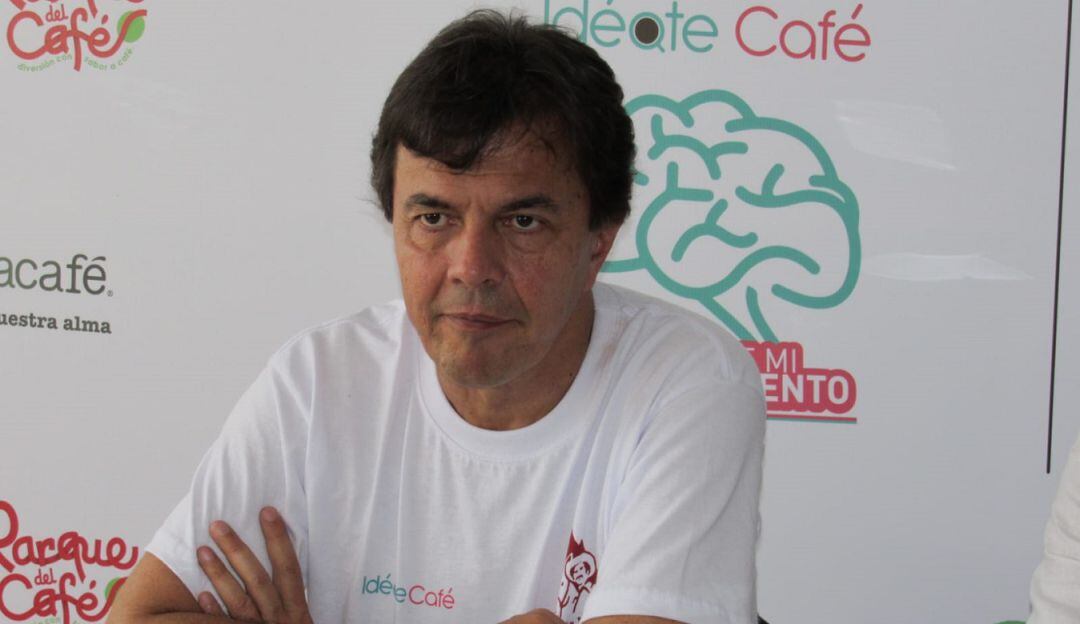 Roberto Vélez Vallejo