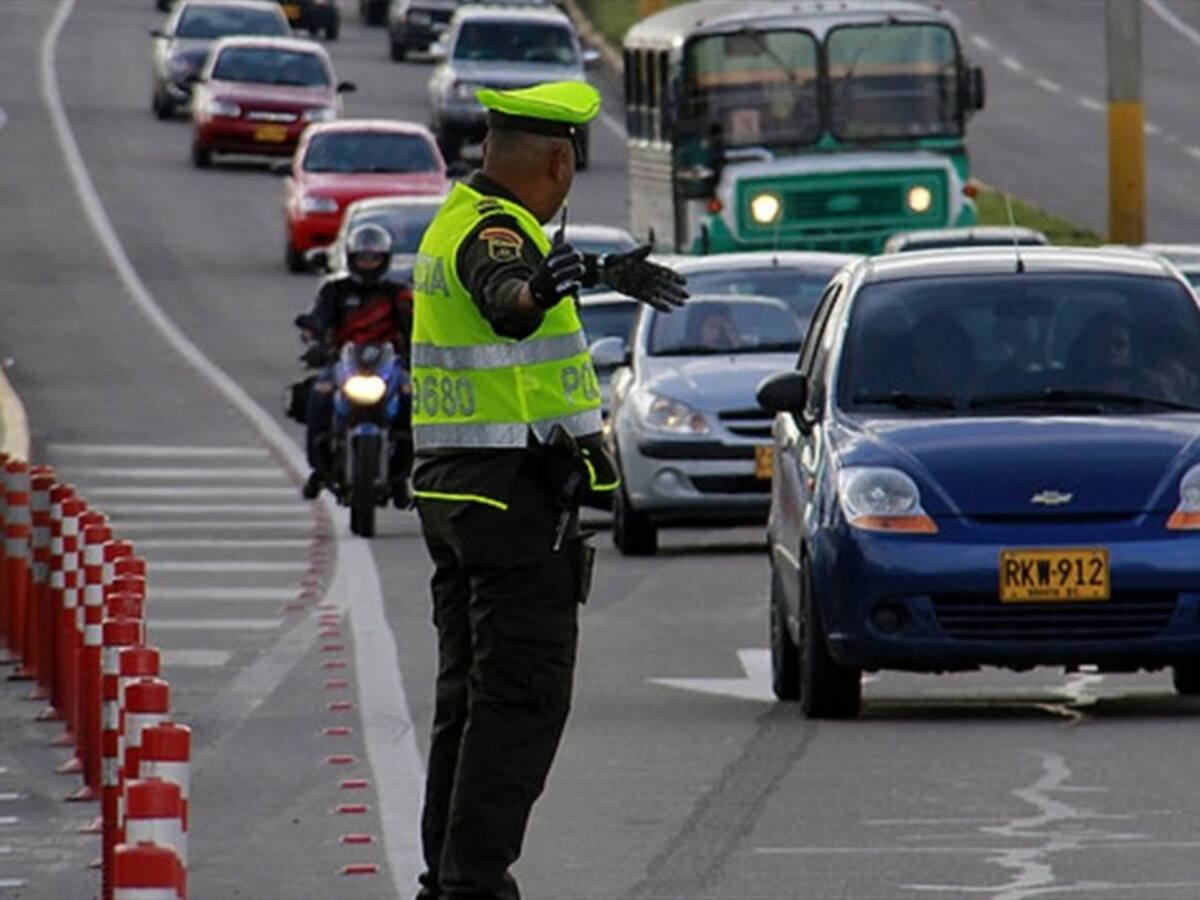 40 mil policías vigilarán las carreteras del país en este puente festivo