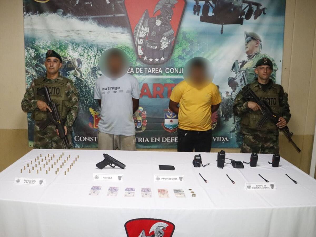Cayeron dos presuntos integrantes del Clan del Golfo con material de guerra en Montecristo