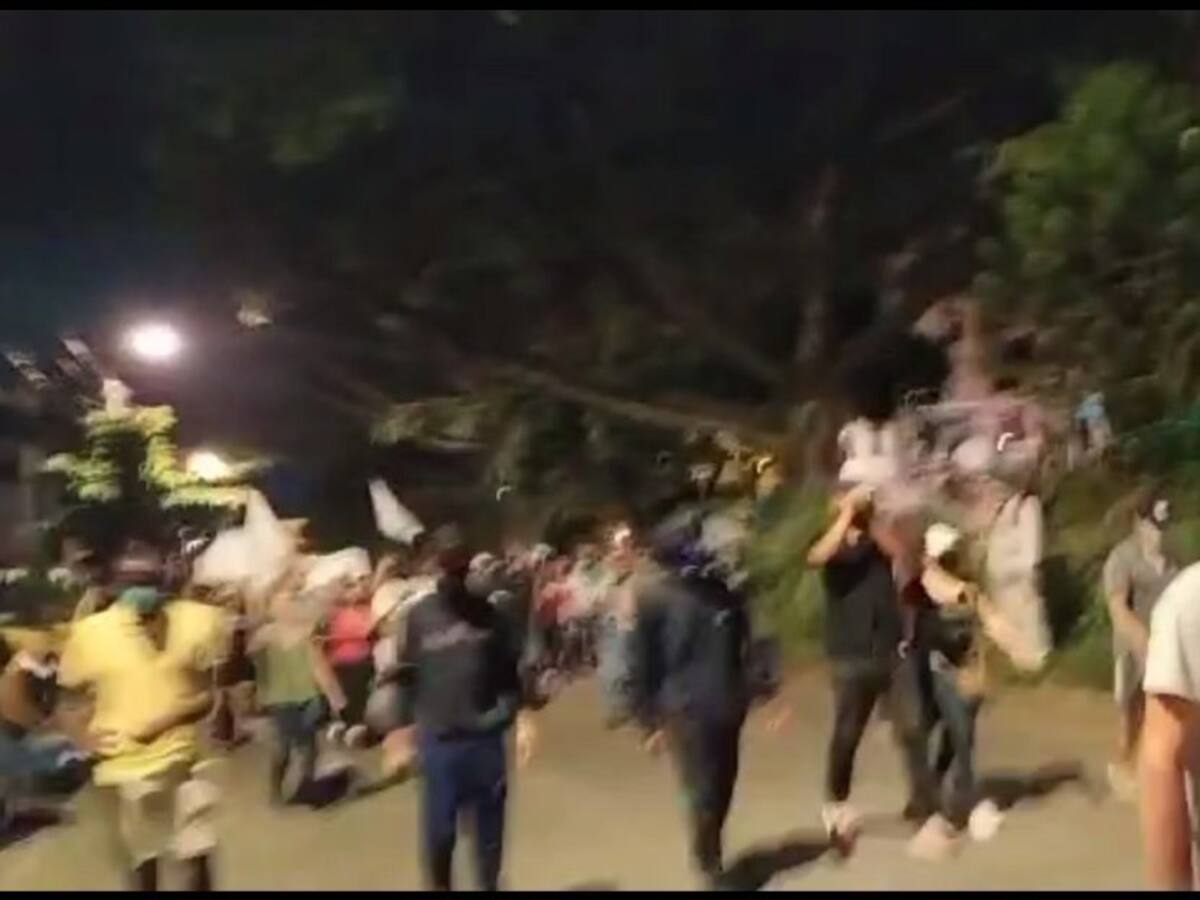 Policía intervino bloqueo en Puerto Rellena