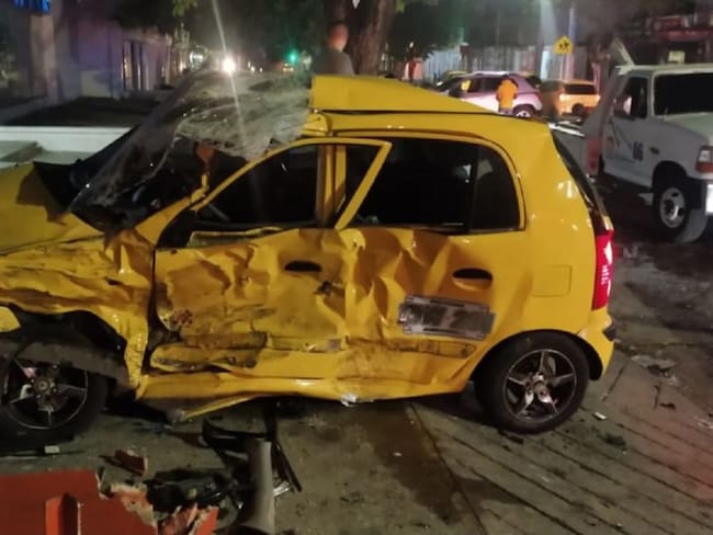 Taxi afectado en el accidente