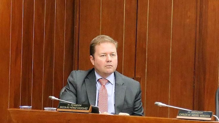 Exsenador uribista Nicolás Pérez llega a campaña de De la Espriella: hay versiones encontradas