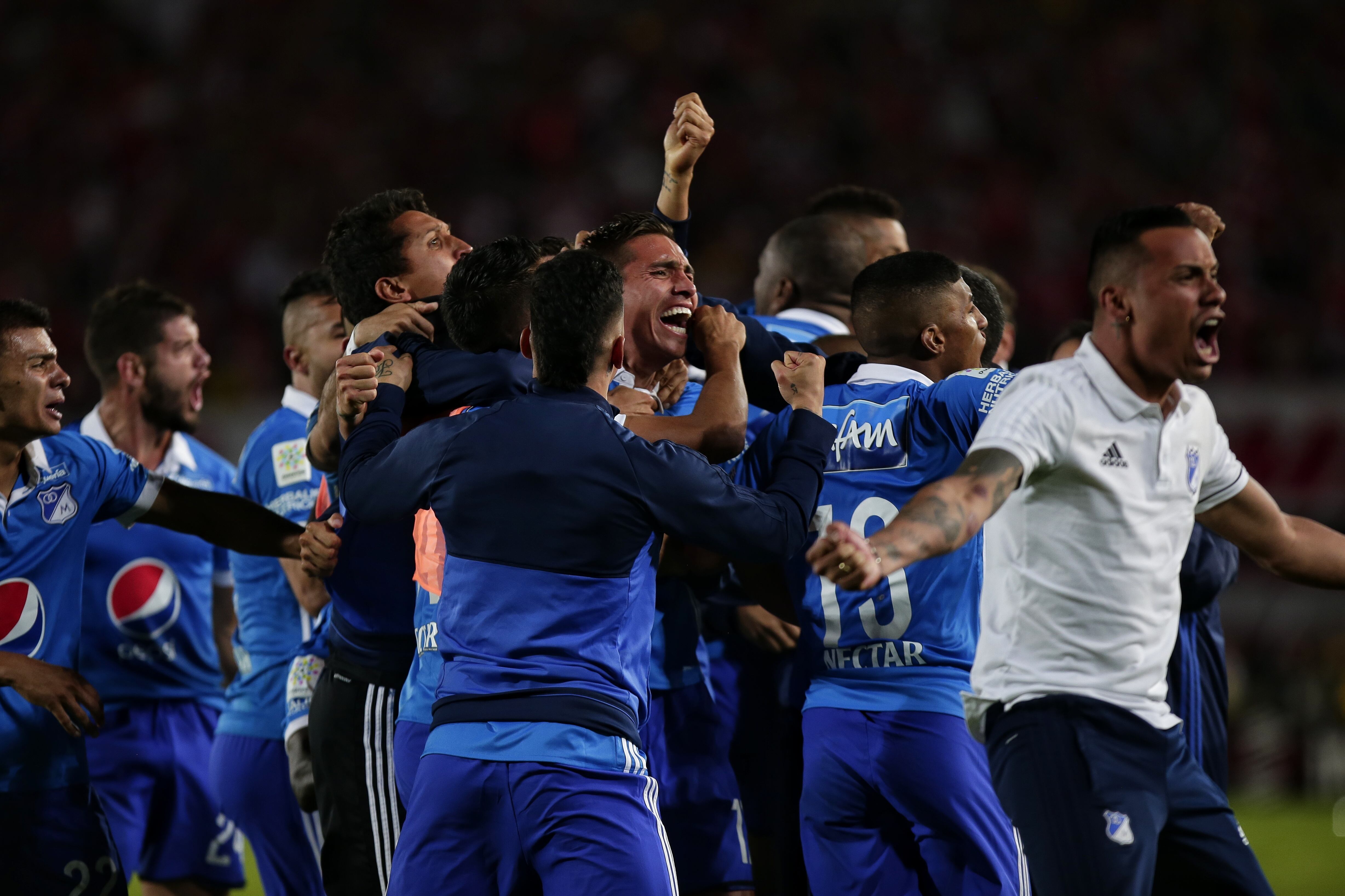 Henry Rojas celebrando el gol que le dio el título a Millonarios ante Santa Fe / Colprensa