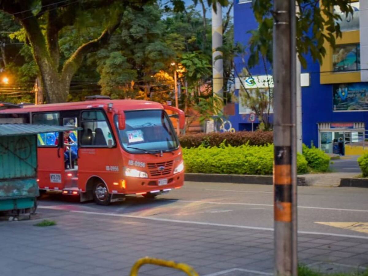 Directivas de Cotrautol y propietarios de busetas de esta cooperativa rechazan el llamado a un paro