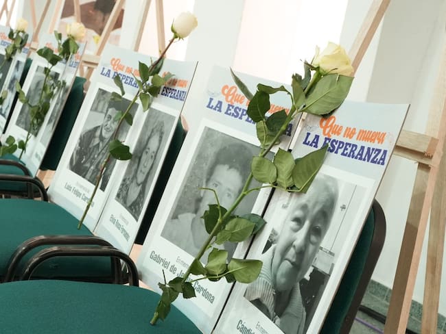 Familiares de las víctimas de la vereda La Esperanza, en el Carmen de Viboral, recibieron perdón por parte del Estado.