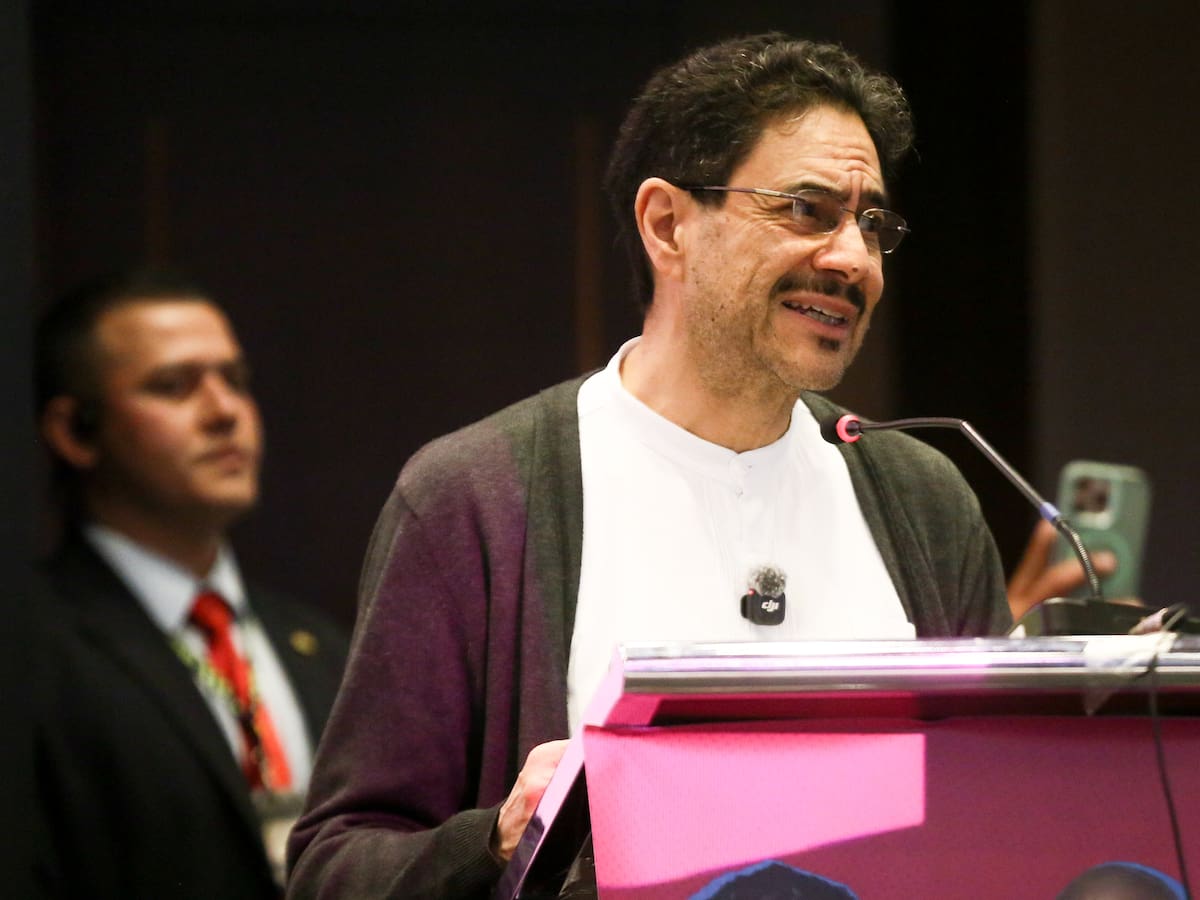 Iván Cepeda y la ‘Seguridad Humana’: ¿Propone transformar la fuerza pública? Esto dice su plan