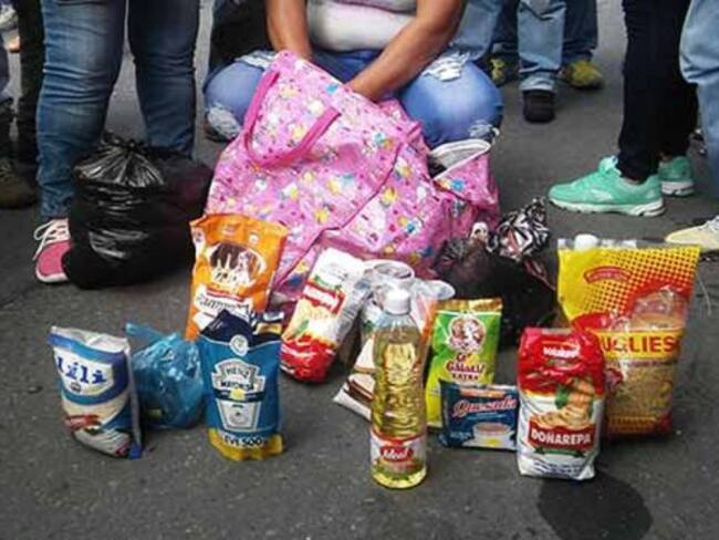 Por unidades los venezolanos comercializan los productos en Cúcuta.