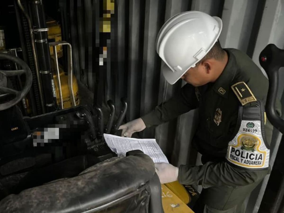 En Cartagena policía incautó siete vehículos de contrabando