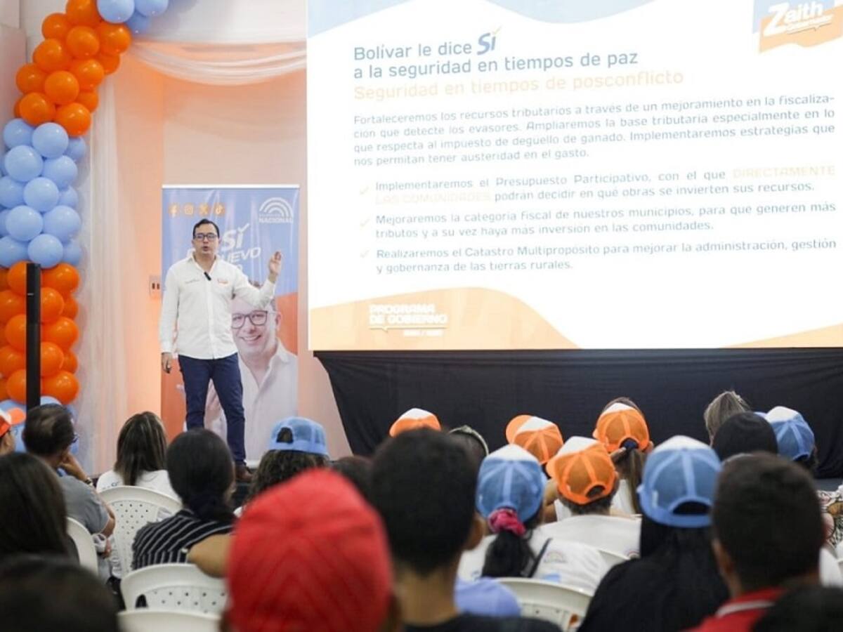 Zaith Adechine presentó su programa de gobierno ante los bolivarenses