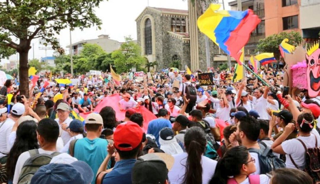 El gobierno caleño aseguro que la marcha LGBTIQ+ se salió de nivel sin respetar los protocolos.