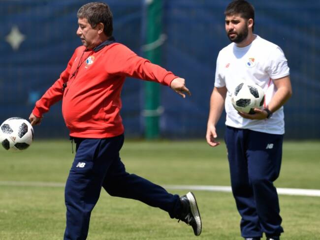 'Bolillo' Gómez: "Si clasificamos me bebo dos botellas de vodka yo solo"