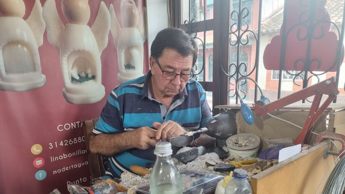 Artesanías elaboradas con tagua encontramos en Boyacá. Conózcalas