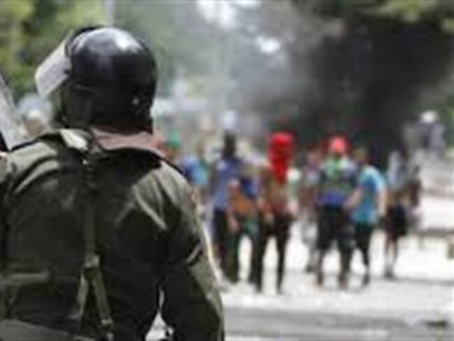 Habitantes de Caucasia desesperados con el paro minero