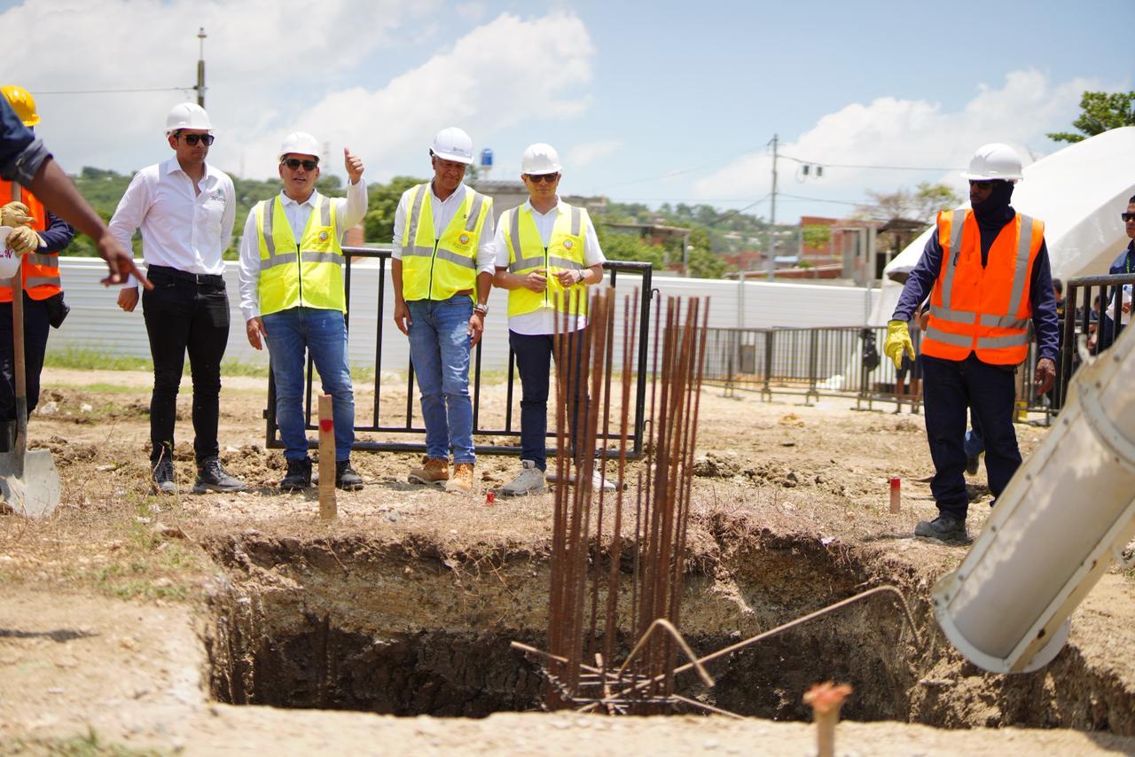 Inicia construcción del megacolegio de Cerros de Albornoz y Antonio José de Sucre