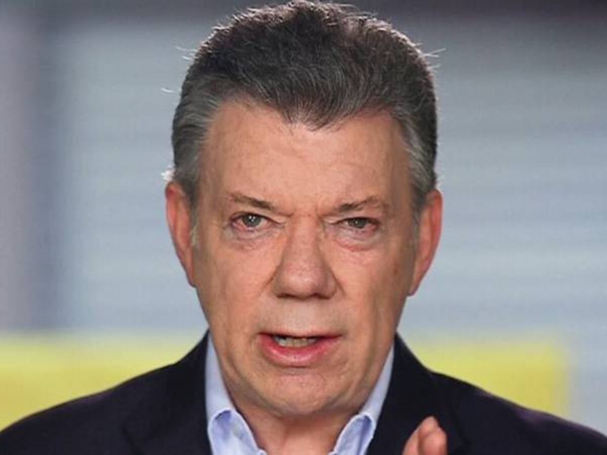 Baja la imagen de Santos y los colombianos confían en que gane Clinton