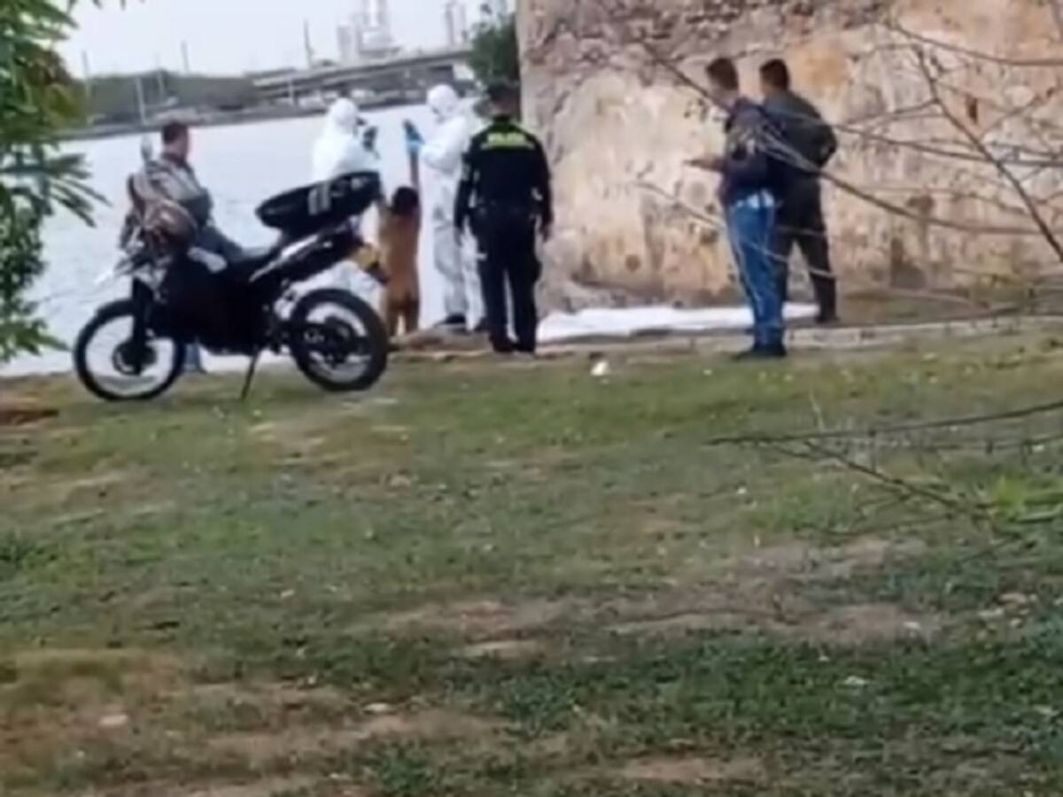 Hallaron cadáver de hombre flotando en la laguna San Lázaro en Cartagena