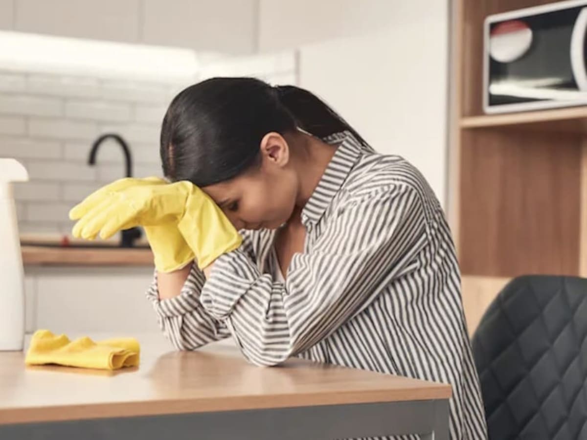 Las mujeres trabajan más en actividades no remuneradas