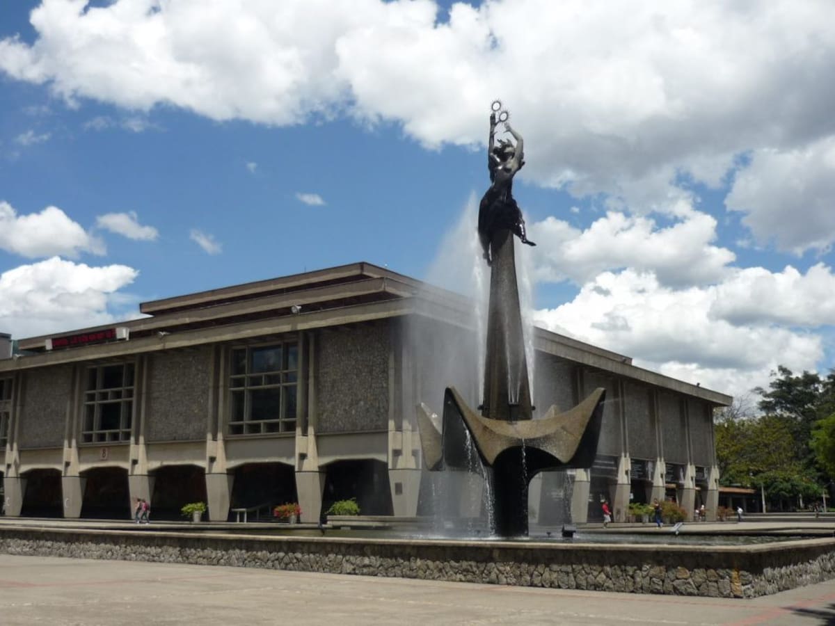 Gobernación de Antioquia transfirió $4.697 millones a la UdeA para aliviar crisis financiera