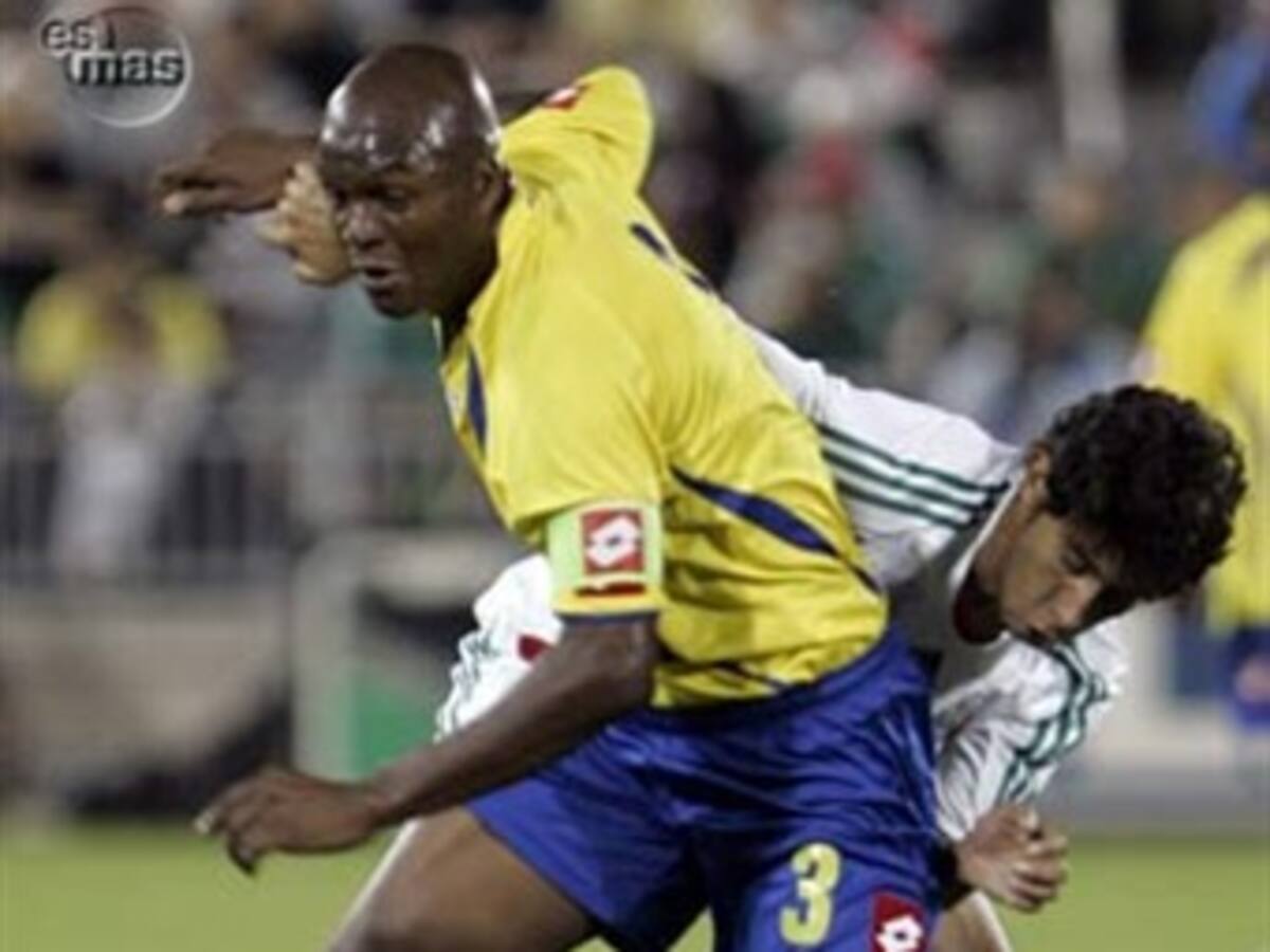 Aquivaldo Mosquera regresará al fútbol mexicano
