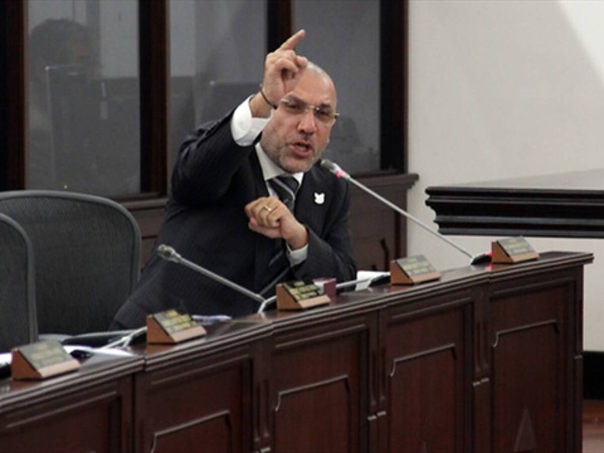Congresistas analizan con Mindefensa seguridad jurídica para militares