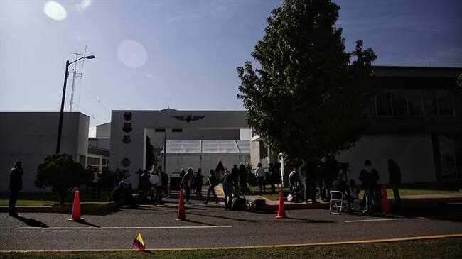 Fuerte agarrón entre el director de la Aerocivil y el encargado de seguridad de la entidad. Foto: Colprensa
