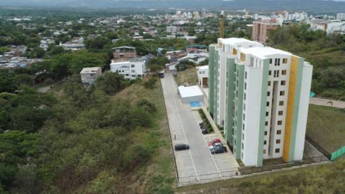 Caída del 53% en el mercado de vivienda en el Huila durante agosto