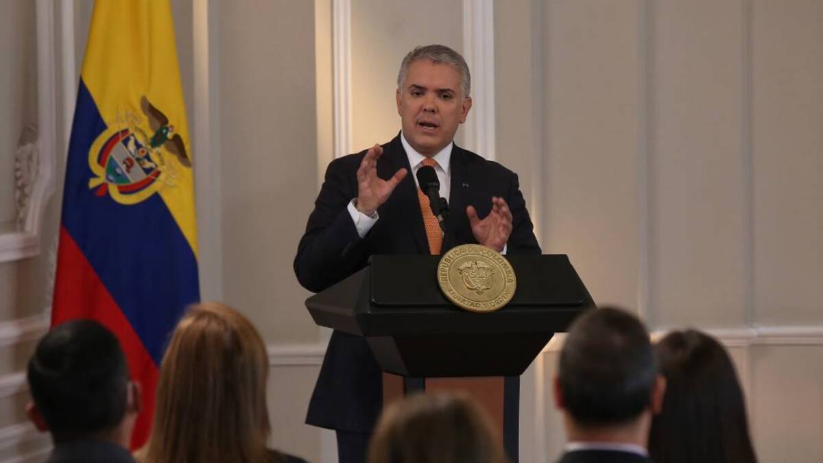 “Mucho cuidado con la otra P”: Duque dice que la democracia está en riesgo