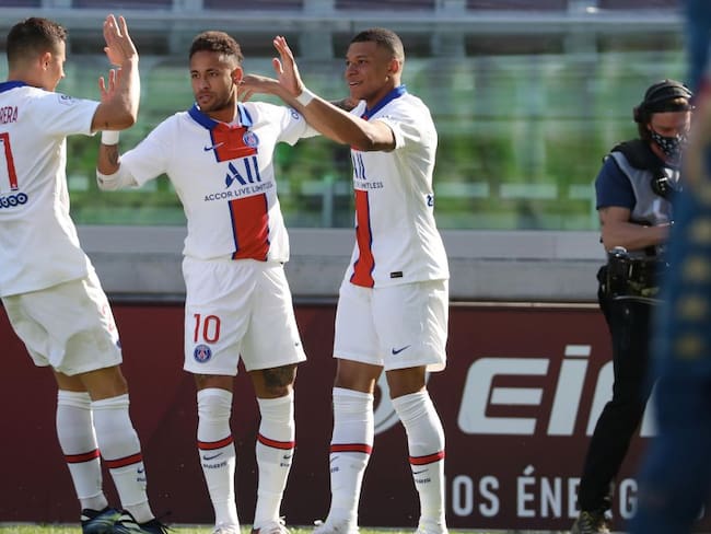 PSG se sube a la cima de la Ligue 1 de la mano de Mbappé