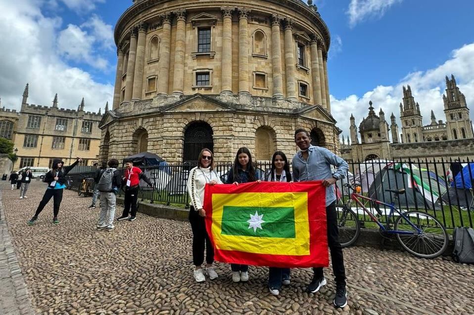 Estudiantes Cartageneras Representan a Colombia en Olimpiada Científica de Londres