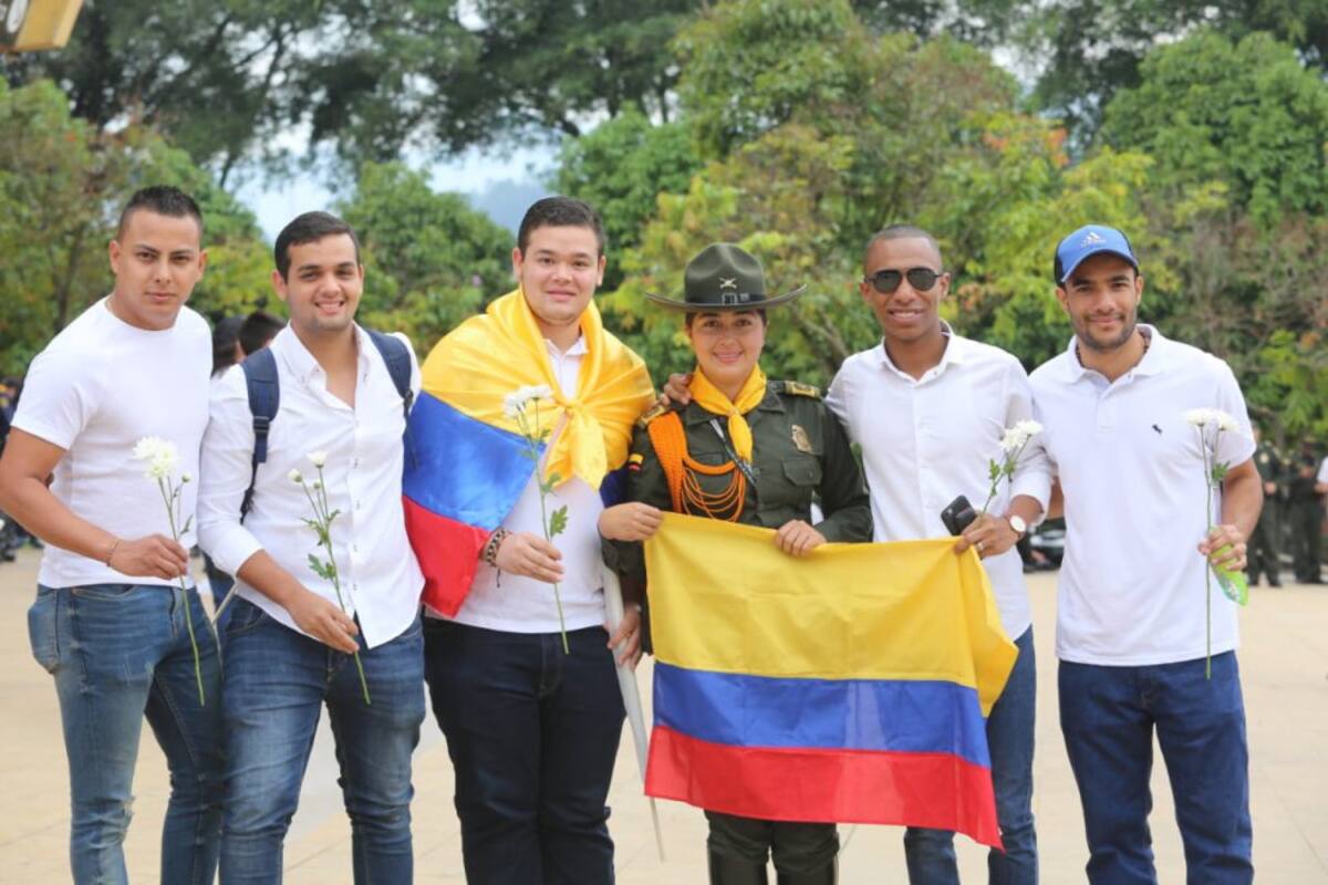 Todos unidos por Colombia.