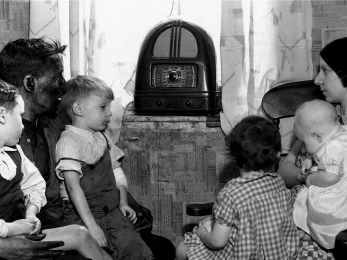 Antiguamente la radio unía a la familia: Hernán Peralta