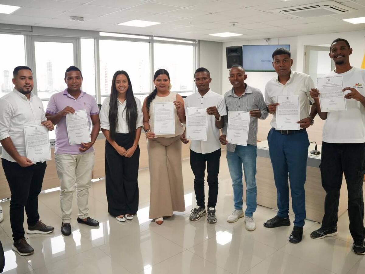 Gobernador Yamil Arana posesiona a nuevos Consejeros de Juventud 2025