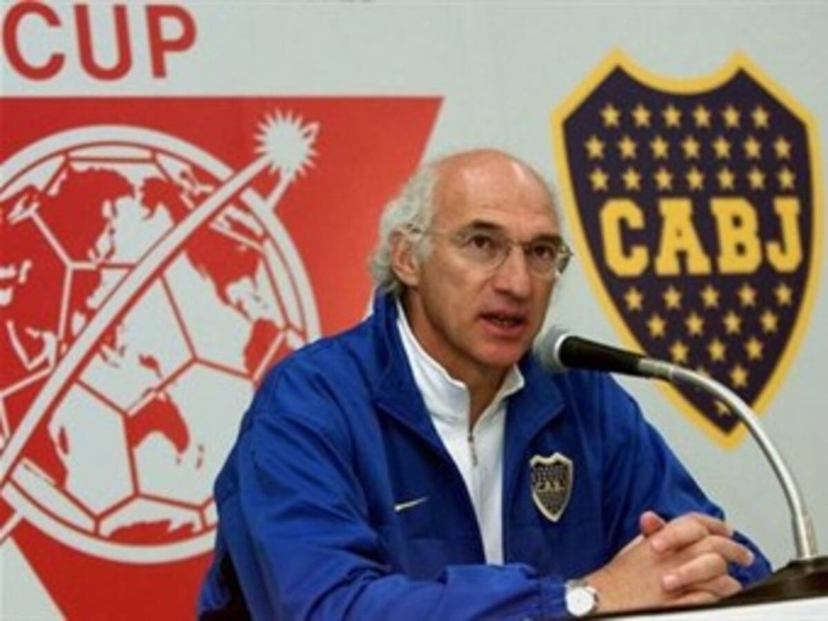 EFEMÉRIDE 26 DE ABRIL DE 1949 / Nace el ex-futbolista y entrenador argentino Carlos Bianchi