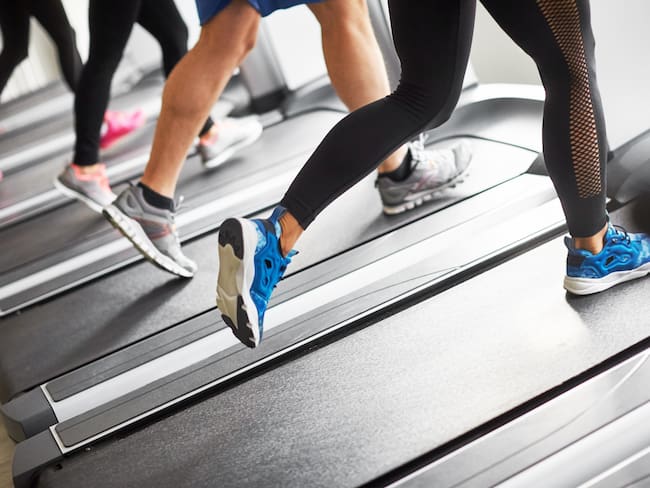 Imagen de referencia a tenis en caminadora/ Getty Images