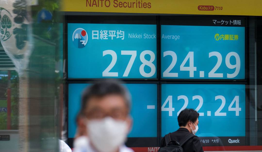 La bolsa de Tokio fue una de las que sufrió una fuerte caída. Foto: Getty