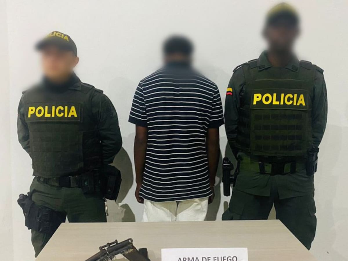 Alias ‘Jeison’ y ‘Juan’ capturados por porte ilegal de armas en Cartagena