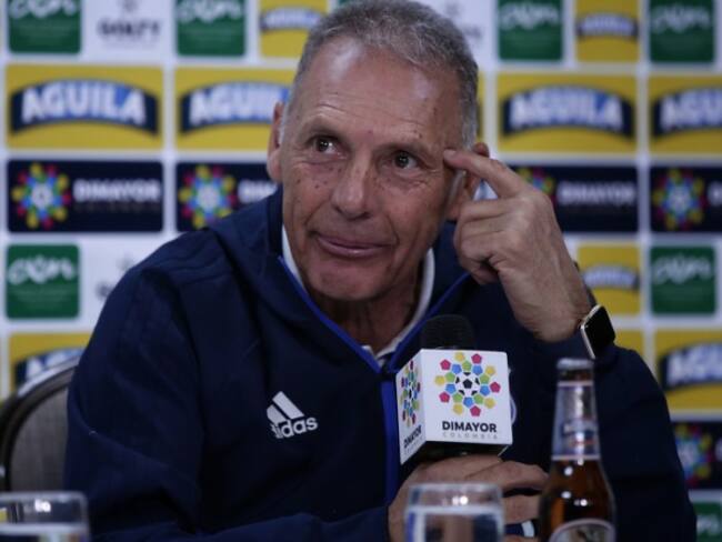 Russo ya está en Bogotá y el martes volvería a dirigir a Millonarios