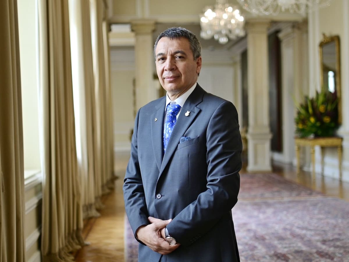 Procuraduría abrió investigación contra exministro William Camargo