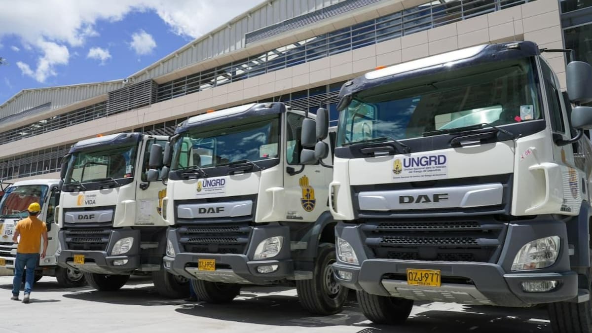 UNGRD envía cuatro carrotanques para reforzar la atención de incendios forestales en Tolima