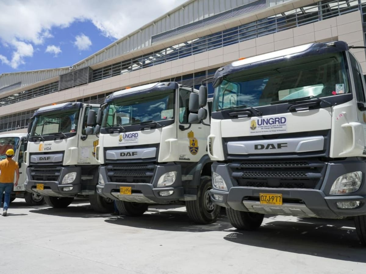UNGRD envía cuatro carrotanques para reforzar la atención de incendios forestales en Tolima