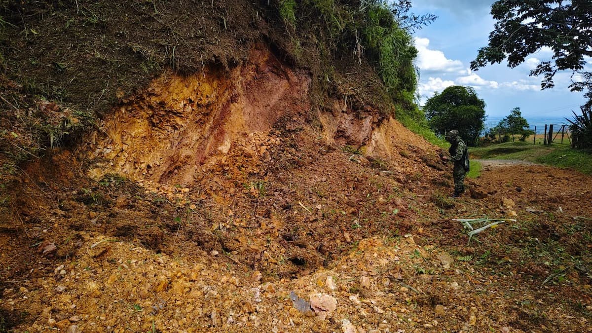 Disidencias Farc de Iván Mordisco instalaron cilindros ‘bomba’ en zona rural de Jamundí, Valle