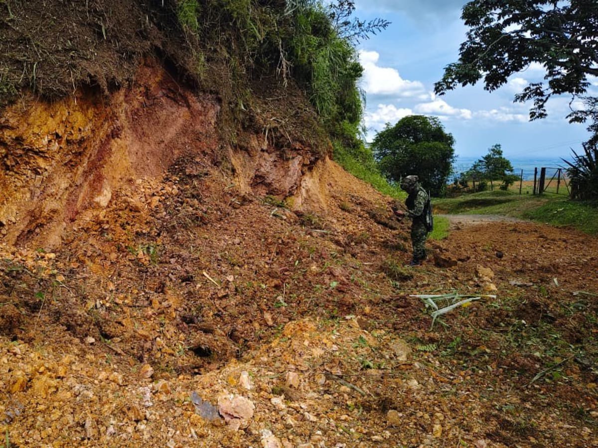 Disidencias Farc de Iván Mordisco instalaron cilindros ‘bomba’ en zona rural de Jamundí, Valle