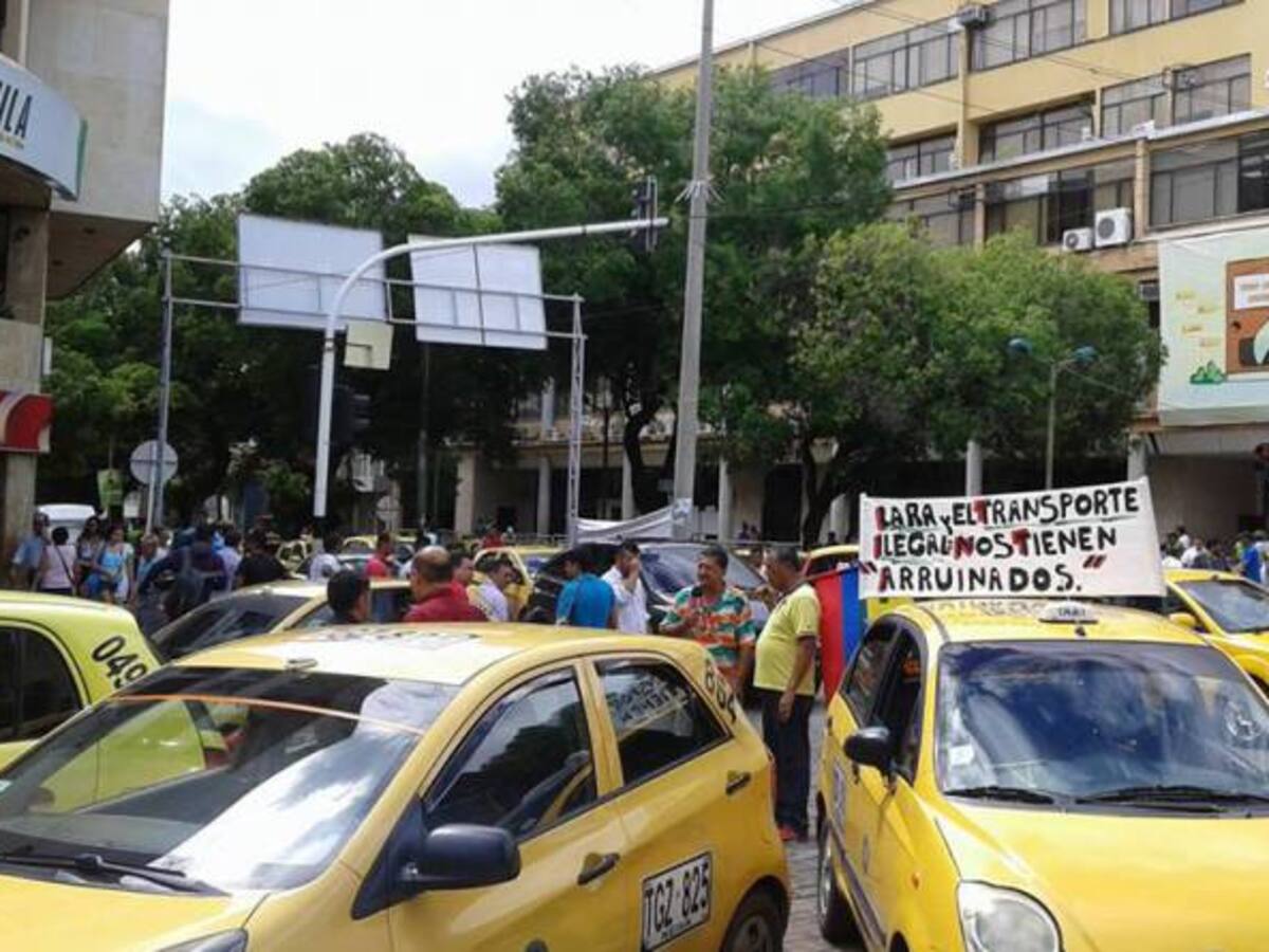 Taxistas de Ibagué afectados por paro de pilotos de ACDAC