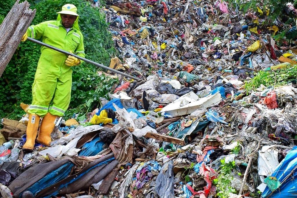 40 metros cúbicos de basuras en zona de deslizamiento fueron retirados de El Sinaí