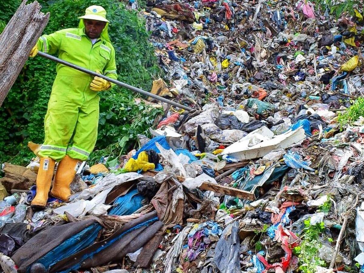 40 metros cúbicos de basuras en zona de deslizamiento fueron retirados de El Sinaí